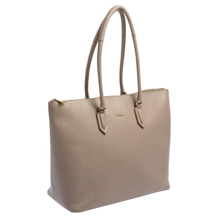 مملوكة مسبقًا Furla Grey Leather Top Zip Tote