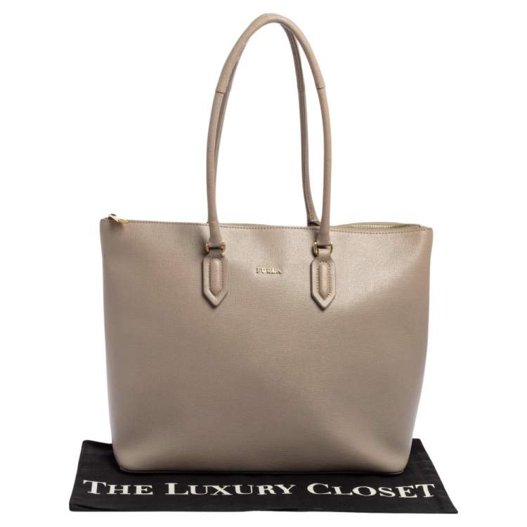 مملوكة مسبقًا Furla Grey Leather Top Zip Tote