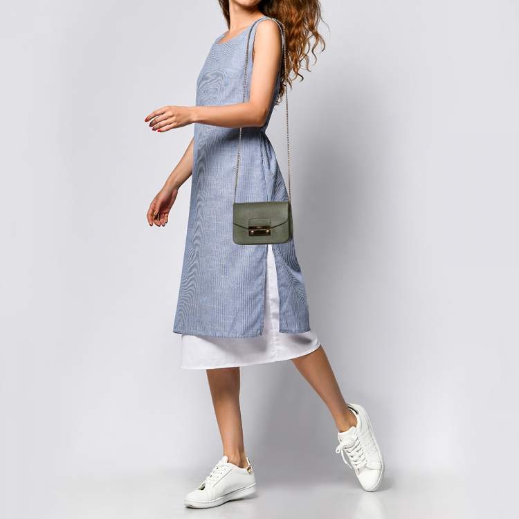 مملوكة مسبقًا Furla Grey Leather Metropolis Crossbody Bag