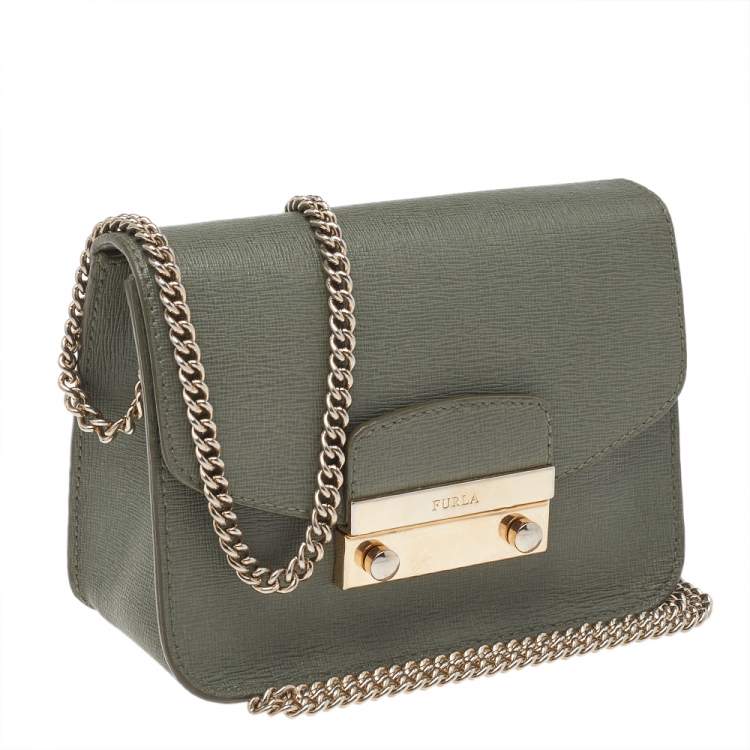 مملوكة مسبقًا Furla Grey Leather Metropolis Crossbody Bag