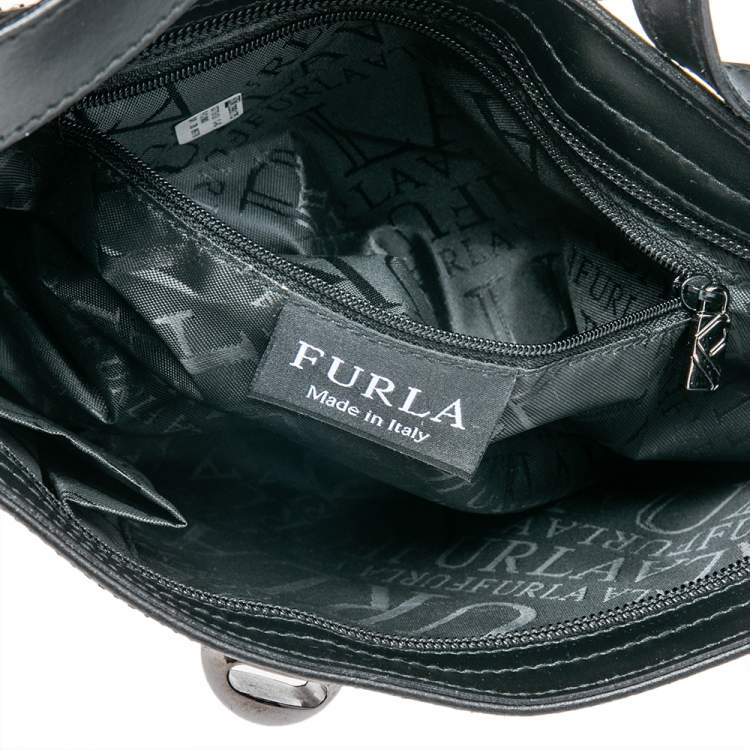 Pre Owned Furla Black Leather Shoulder Bag
