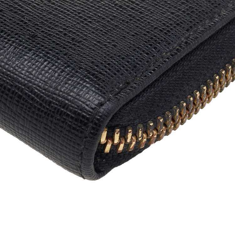 Pre Owned Furla Black Leather Zip Around Wallet