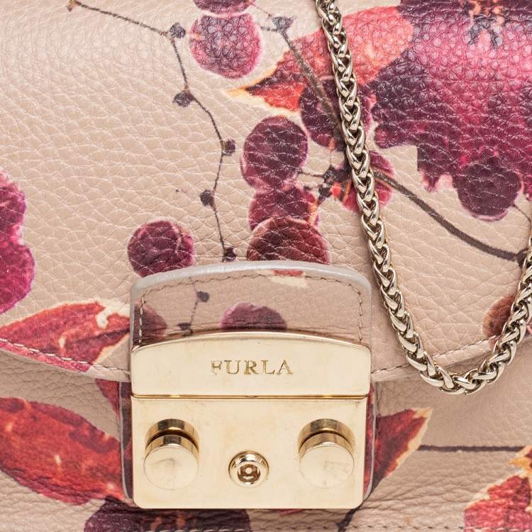 Pre Owned Furla Beige Floral Print Leather Mini Metropolis Chain Crossbody Bag
