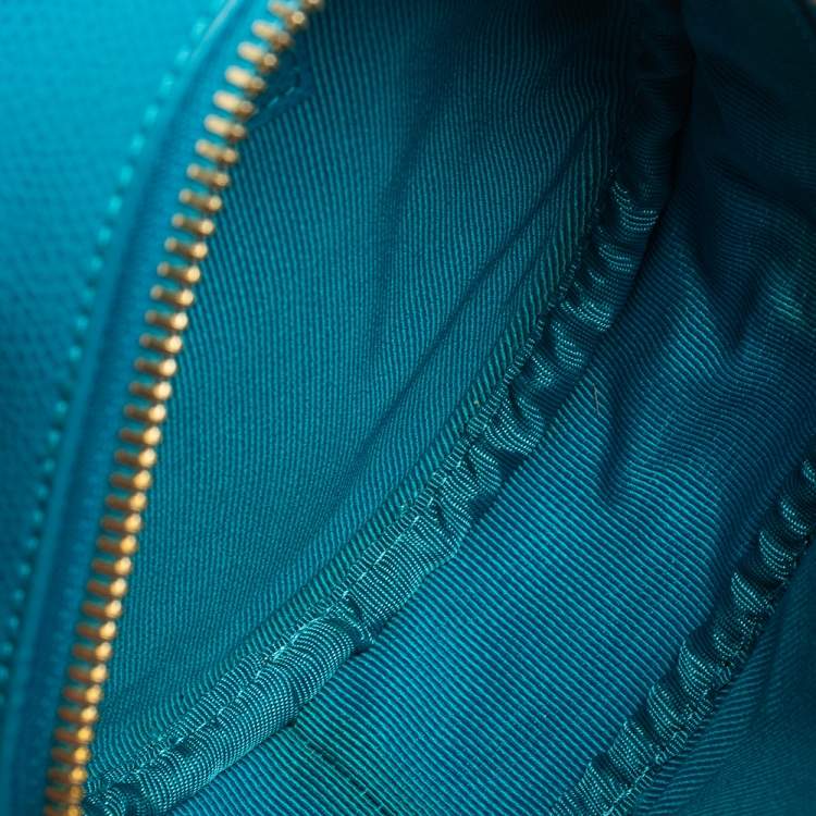 مملوكة مسبقًا Furla Blue Leather Yoyo Crossbody Bag