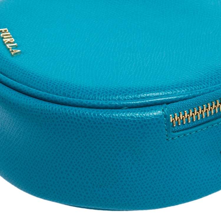 مملوكة مسبقًا Furla Blue Leather Yoyo Crossbody Bag
