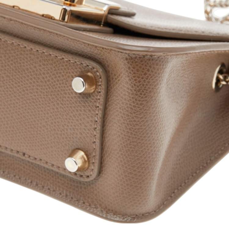 مملوكة مسبقًا Furla Brown Leather Mini Metropolis Chain Crossbody Bag