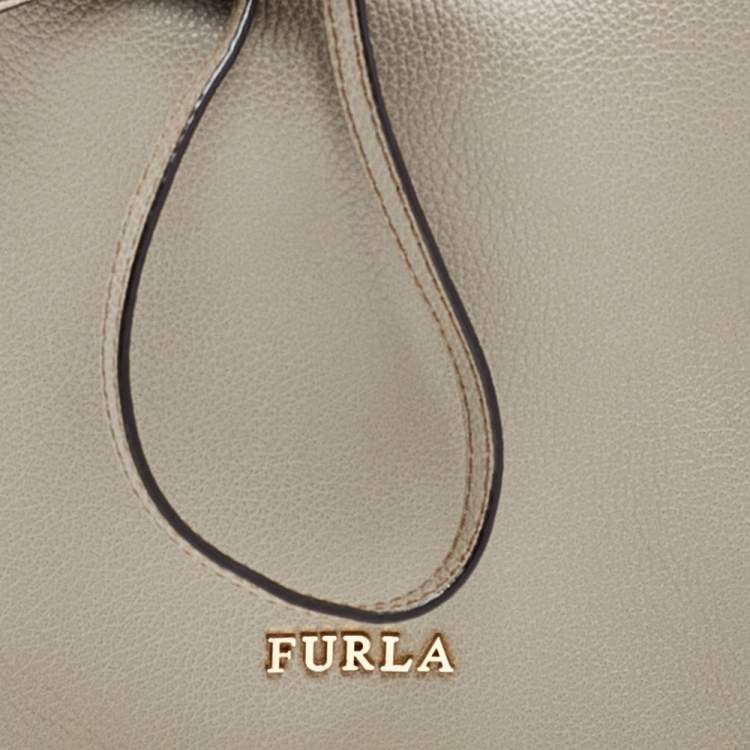 Pre Owned Furla Grey Leather Drawstring Bucket Bag
