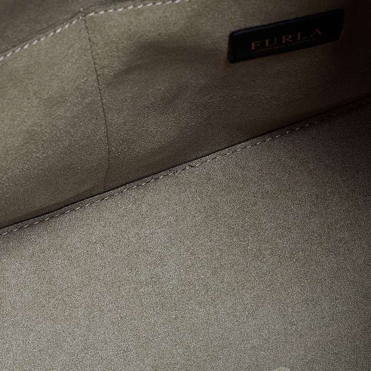 Pre Owned Furla Beige Leather Medium Costanza Drawstring Bucket Bag