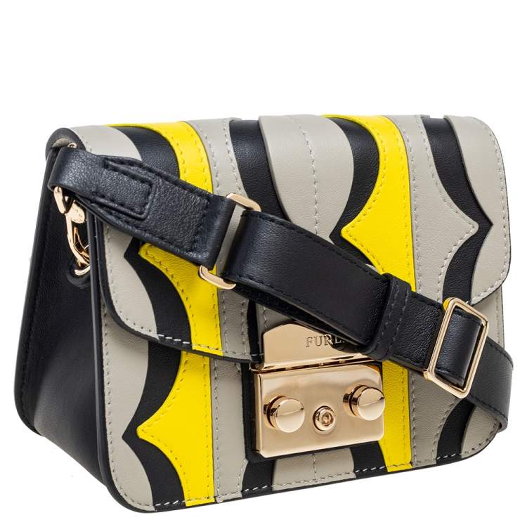 Pre Owned Furla Tri-Color Cut Out Leather Metropolis Crossbody Bag