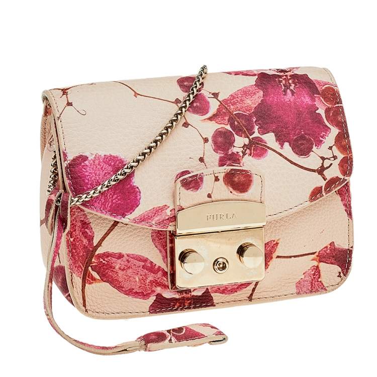 مملوكة مسبقًا Furla Rose Pink Leather Mini Metropolis Chain Shoulder Bag