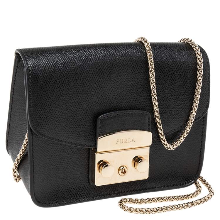 Pre Owned Furla Black Leather Mini Metropolis Chain Shoulder Bag