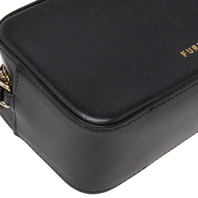 Pre Owned Furla Black Leather Zipped Crossbody Bag 