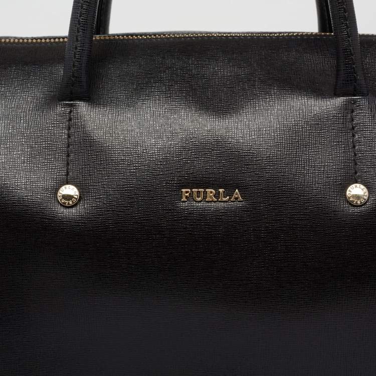 Pre Owned Furla Black Leather Medium Boston Bag