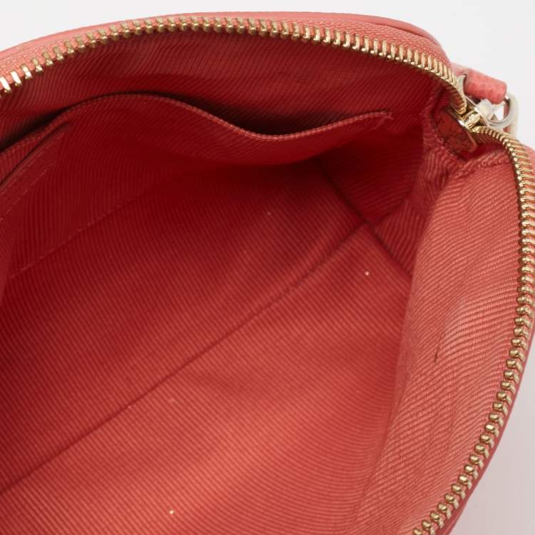 Pre Owned Furla Pink Textured Leather Mini Piper Crossbody Bag