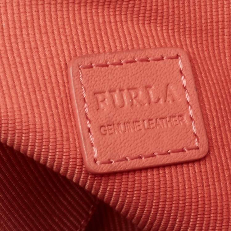 Pre Owned Furla Pink Textured Leather Mini Piper Crossbody Bag