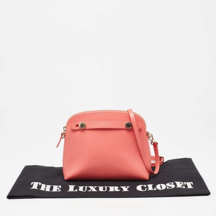 Pre Owned Furla Pink Textured Leather Mini Piper Crossbody Bag