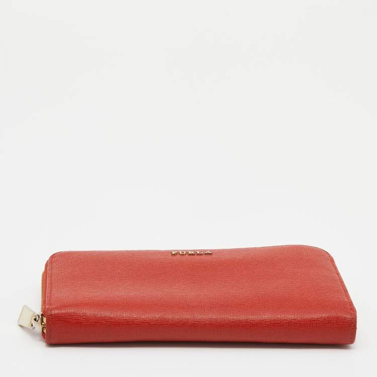 Pre Owned Furla Orange Leather Zip Around Wallet