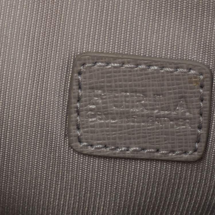Pre Owned Furla Grey Leather Zip Slim Wristlet Pouch 