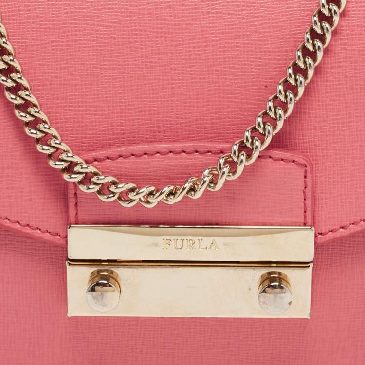Pre Owned Furla Coral Pink Saffiano Leather Mini Metropolis Chain Shoulder Bag