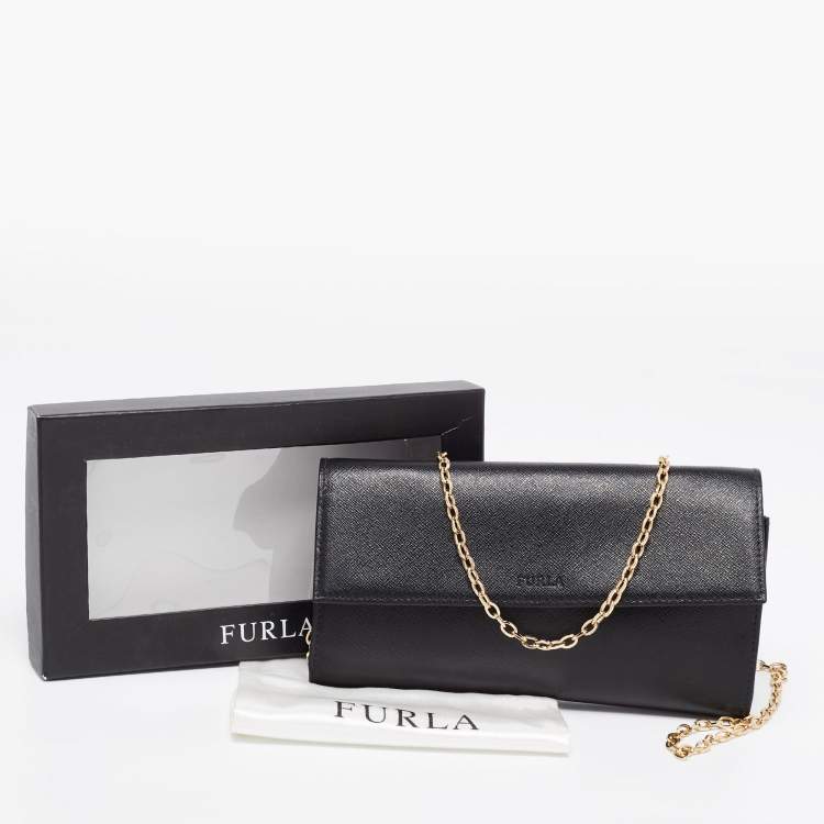 Pre Owned Furla Black Leather Wallet On Chain