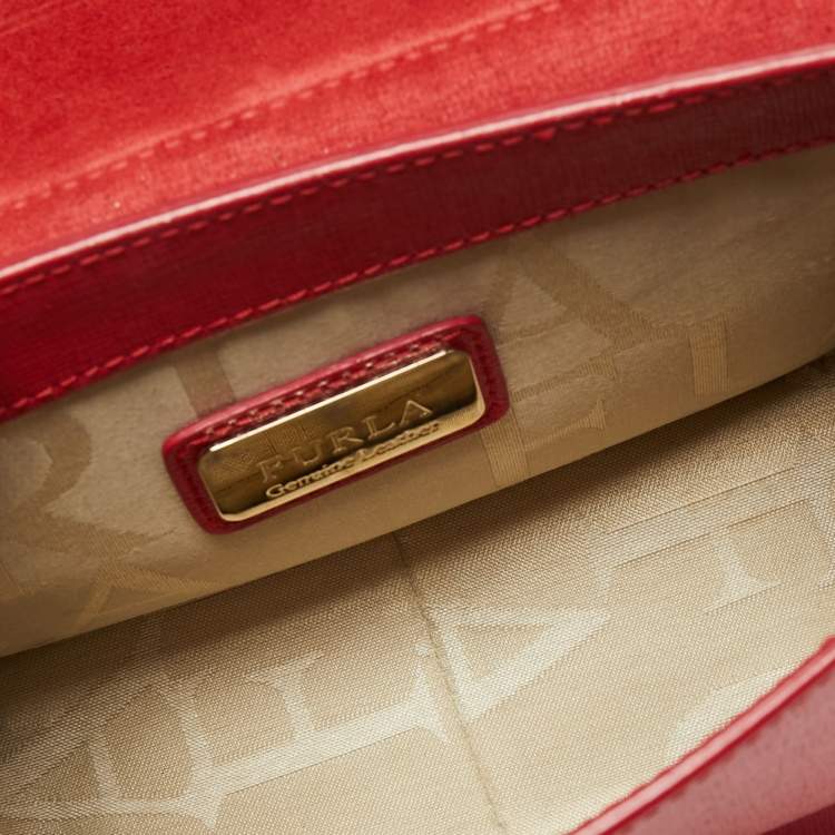 Pre Owned Furla Red Leather Mini Metropolis Chain Crossbody Bag