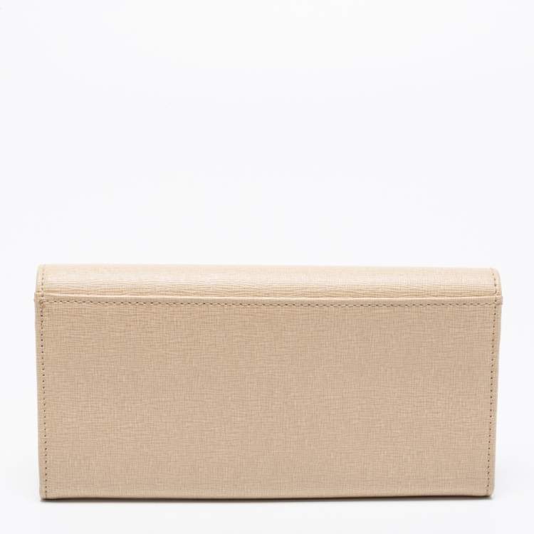 Pre Owned Furla Beige Leather Pushlock Flap Continental Wallet