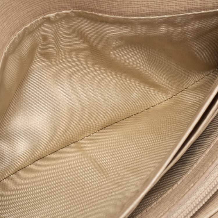 Pre Owned Furla Beige Leather Pushlock Flap Continental Wallet