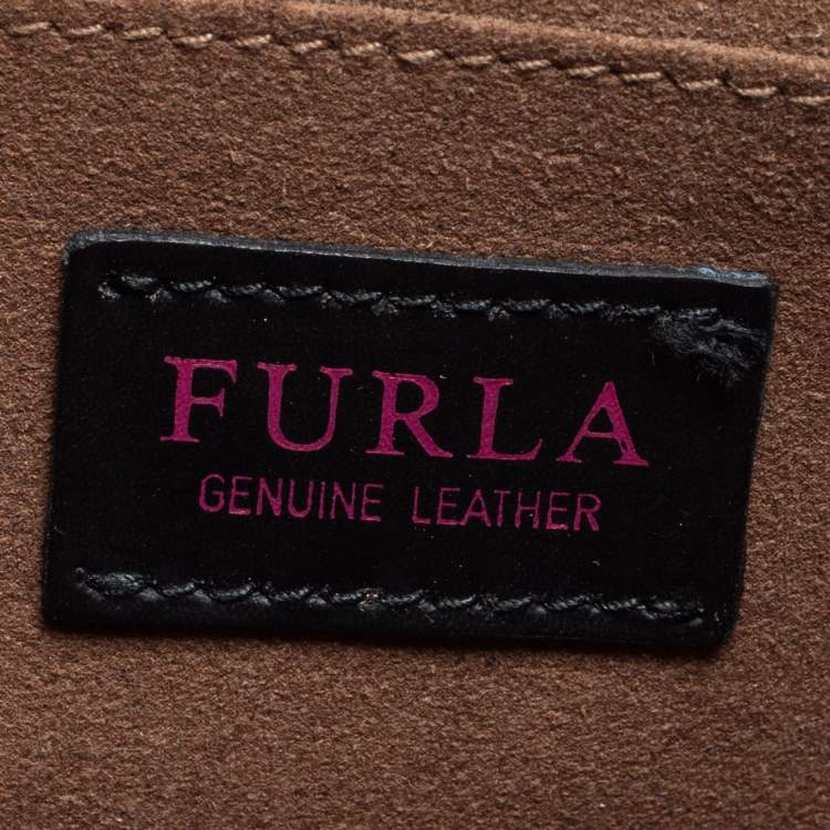 Pre Owned Furla Black Leather Small Crossbody Bag