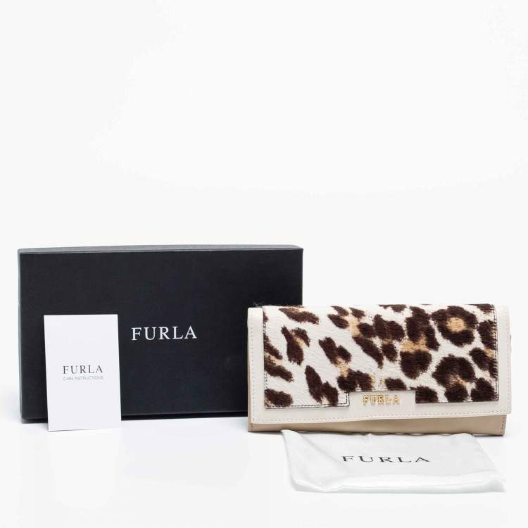 Pre Owned Furla  White Leopard Print Calf Hair and Leather Continental Wallet
