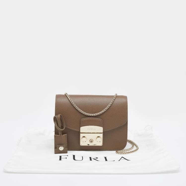 Pre Owned Furla Taupe Leather Mini Metropolis Chain Crossbody Bag