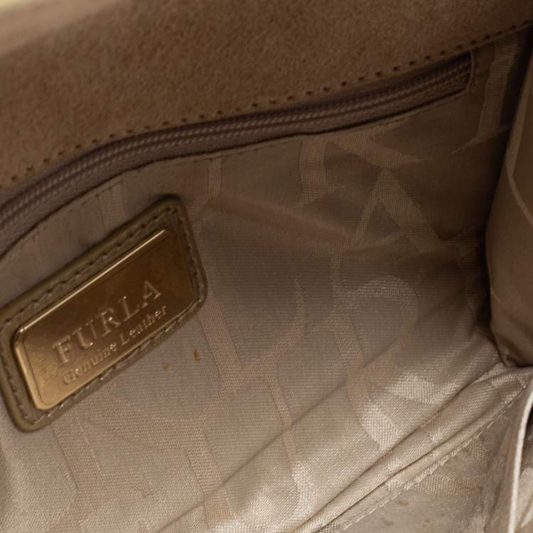 Pre Owned Furla Gold Leather Metal Flap Chain Clutch