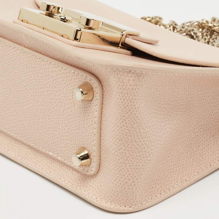 مملوكة مسبقًا Furla Blush Pink Leather Mini Metropolis Crossbody Bag
