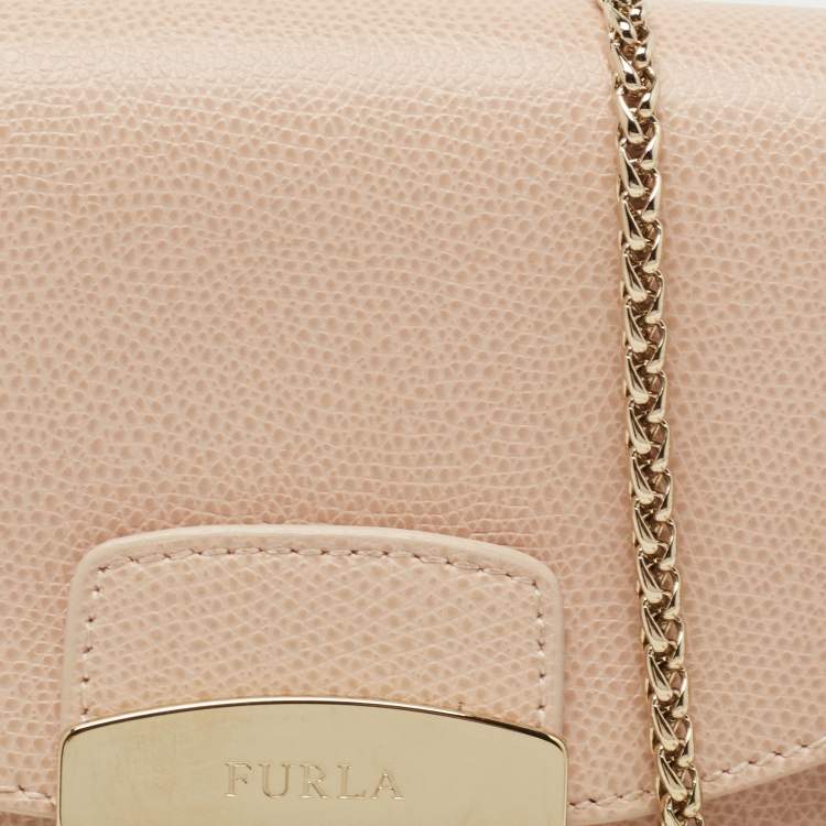مملوكة مسبقًا Furla Blush Pink Leather Mini Metropolis Crossbody Bag