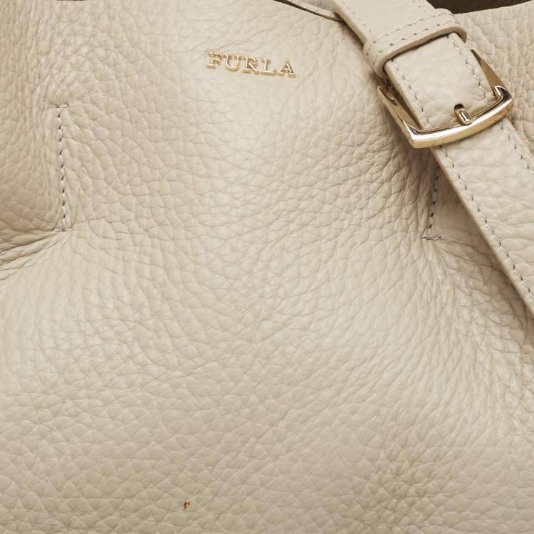 Pre Owned Furla Beige Leather Side Pocket Tote