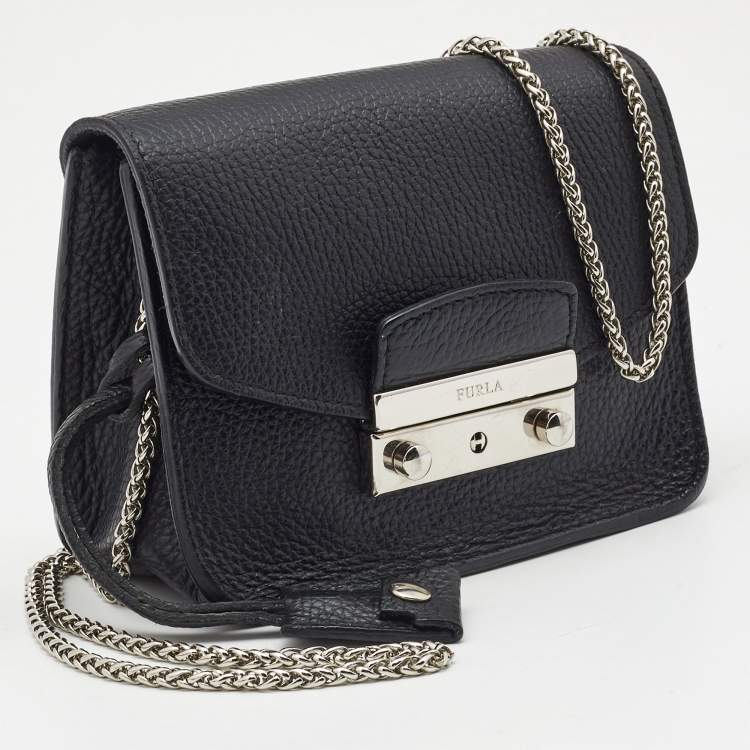 Pre Owned Furla Black Leather Mini Metropolis Chain Crossbody Bag