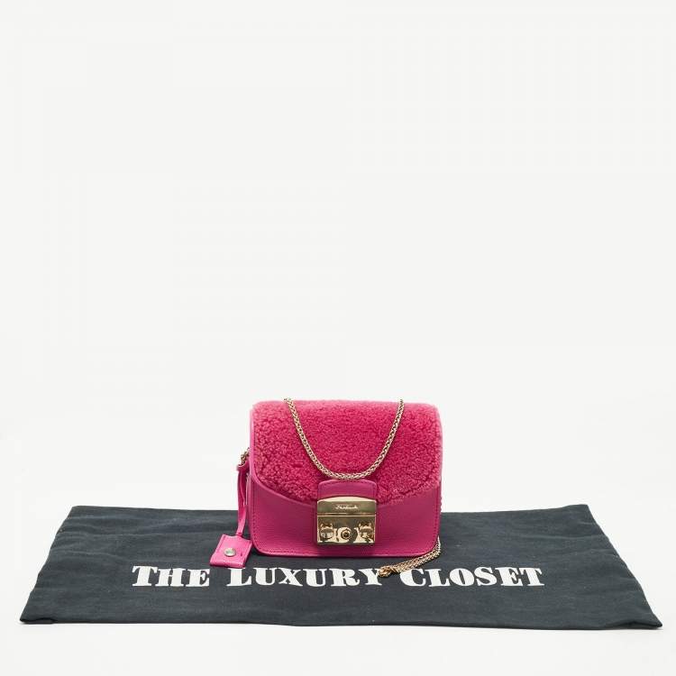 Pre Owned Furla Pink Leather and Shearling Effect Mini Metropolis Chain Crossbody Bag