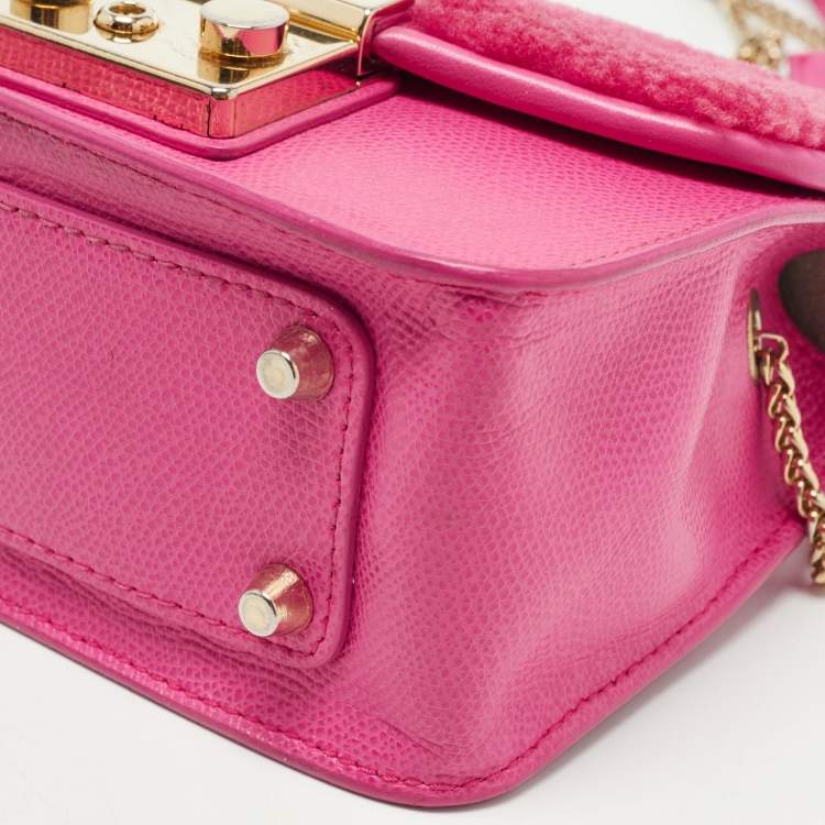 Pre Owned Furla Pink Leather and Shearling Effect Mini Metropolis Chain Crossbody Bag
