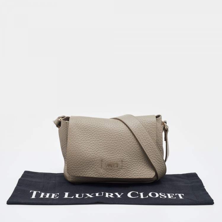 Pre Owned Furla Grey Leather Flap Crossbody Bag 