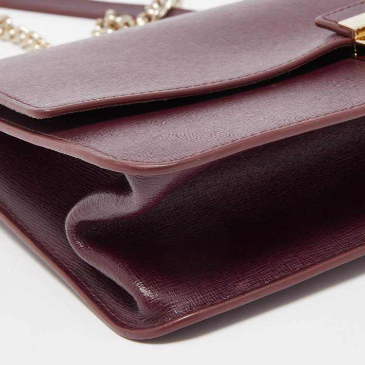 Pre Owned Furla Burgundy Leather Bella Shoulder Bag