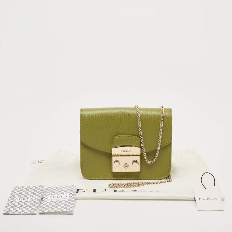Pre Owned Furla Green Leather Mini Metropolis Crossbody Bag