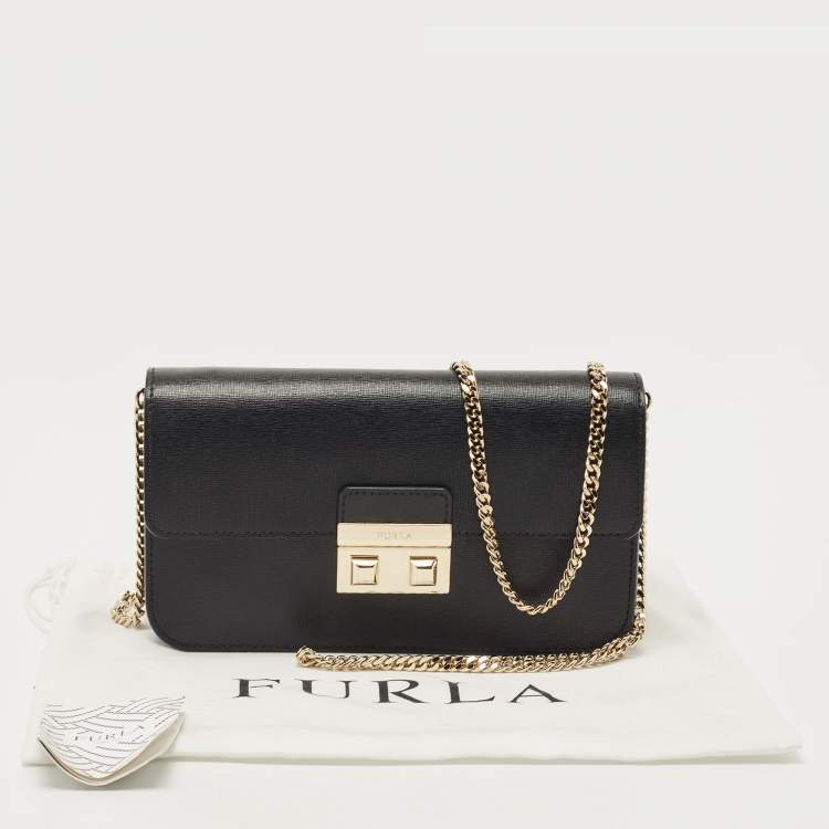 Pre Owned Furla Black Leather Bella Crossbody Bag 