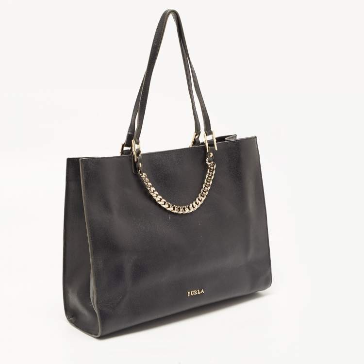 Pre Owned Furls Black Leather Chain Link Shopper Tote 