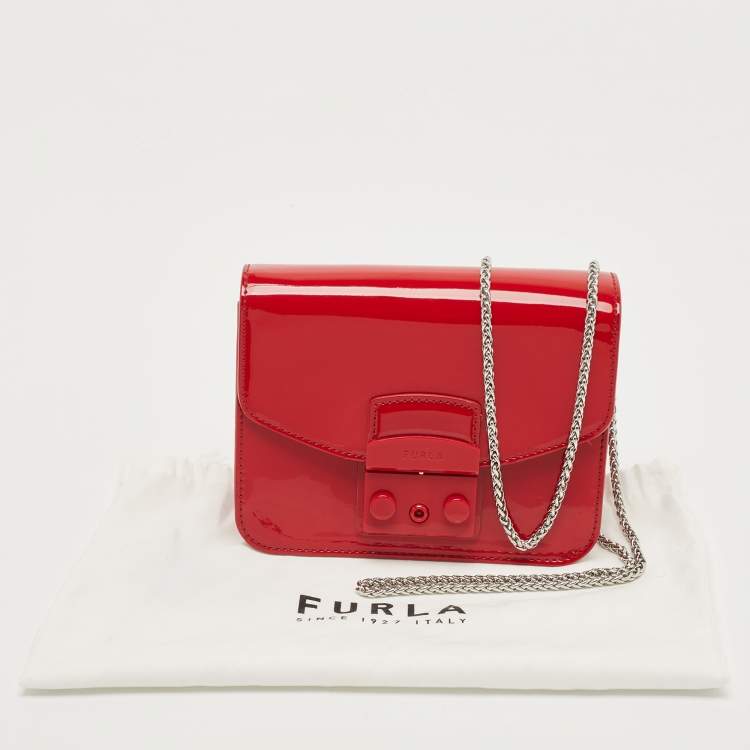 Pre Owned Furla Red Patent Leather Mini Metropolis Crossbody Bag
