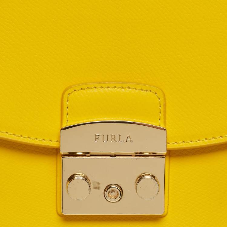 Pre Owned Furla Yellow Leather Metropolis Shoulder Bag