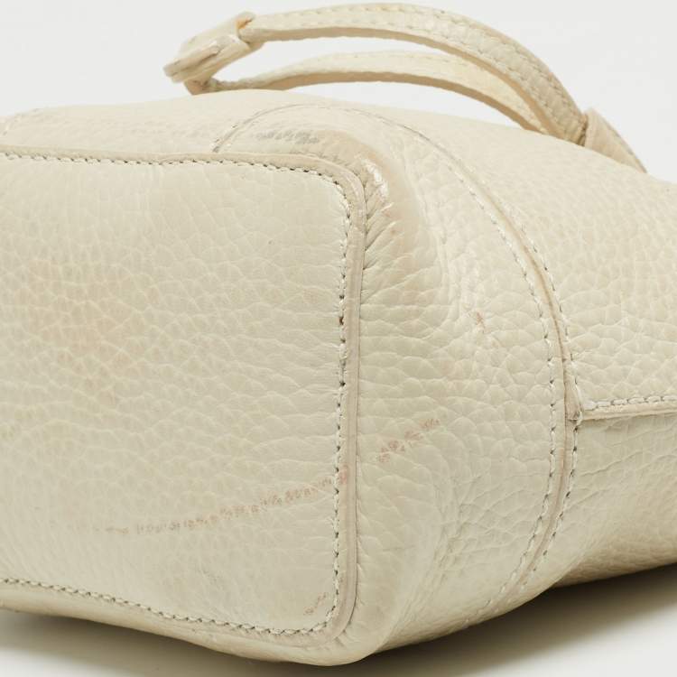 Pre Owned Furla White Pebbled Leather Mini Stacy Bucket Bag