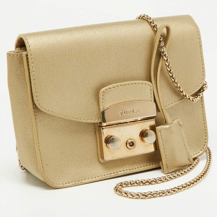 Pre Owned Furla Gold Leather Mini Metropolis Chain Crossbody Bag