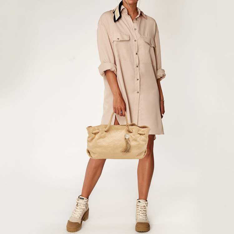 Pre Owned Furla Beige Leather Drawstring Metal Handle Shoulder Bag
