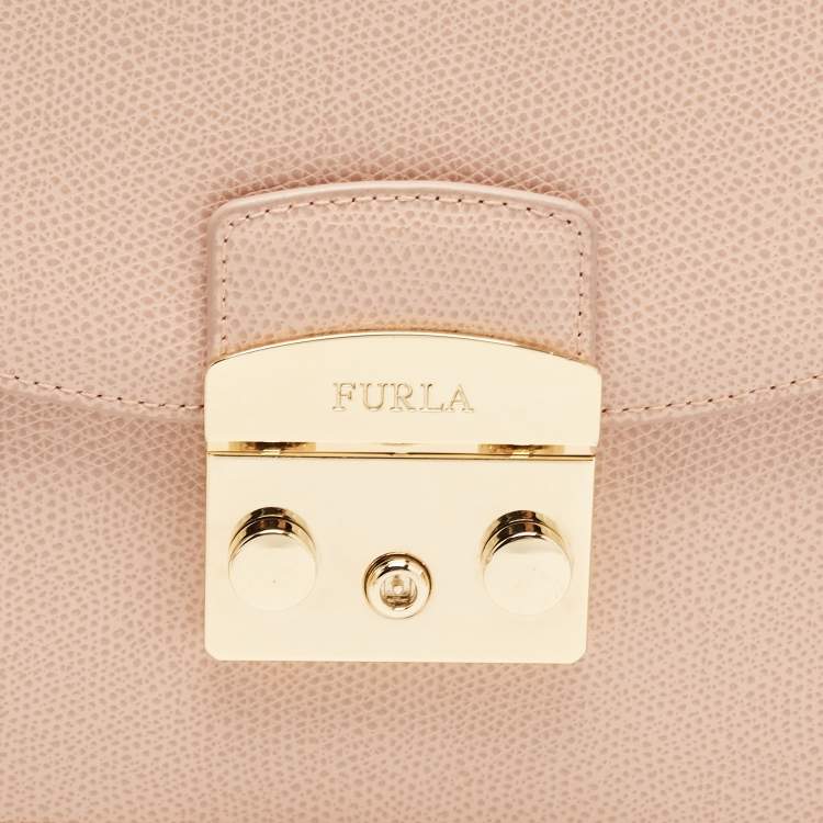 Pre Owned Furla Pink Leather Metropolis Envelope Wristlet Clutch