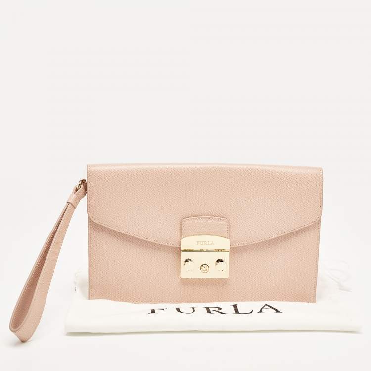 Pre Owned Furla Pink Leather Metropolis Envelope Wristlet Clutch
