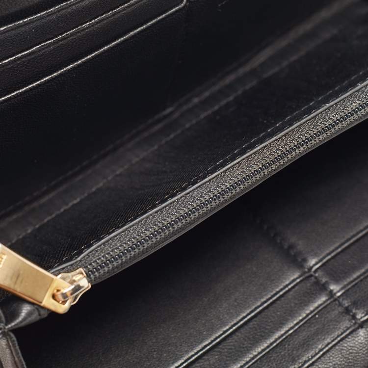 Pre Owned Furla Black Quilted Leather XL Cometa Zip Around Wallet 